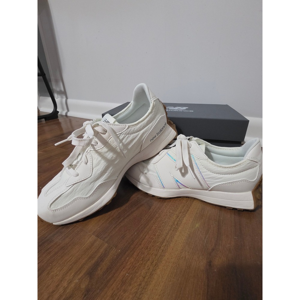 New Balance 327 Sneakers Kids 6.5Y (women's 8) White GS327KB Iridescent Gum Sole